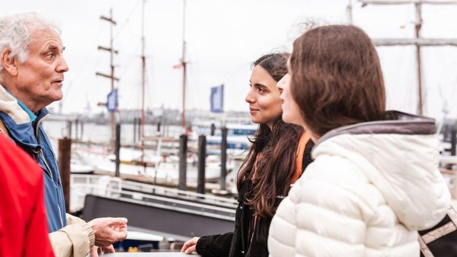 Hamburg Private Walking Tour with a Local: Icons & Hidden Gems