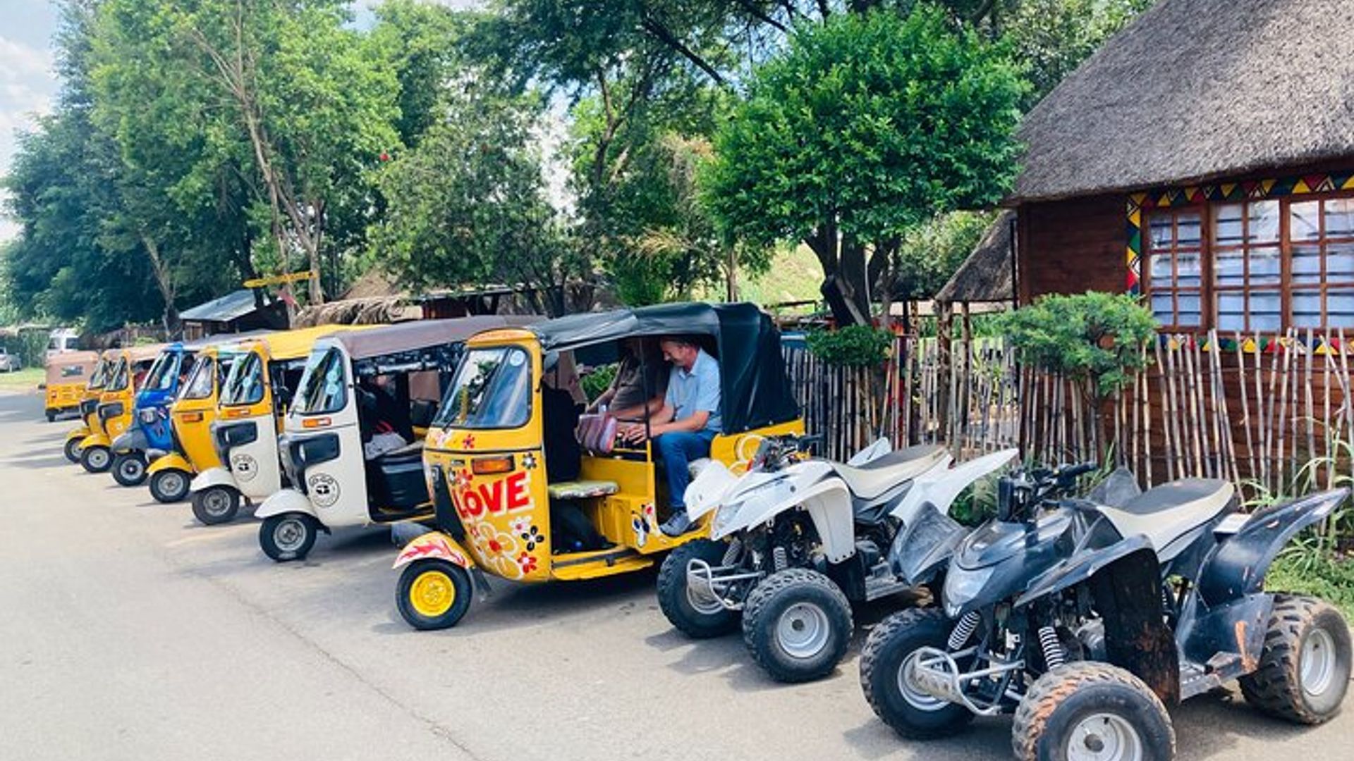 Soweto Quad Bike na Tuk Tuk Urugendo