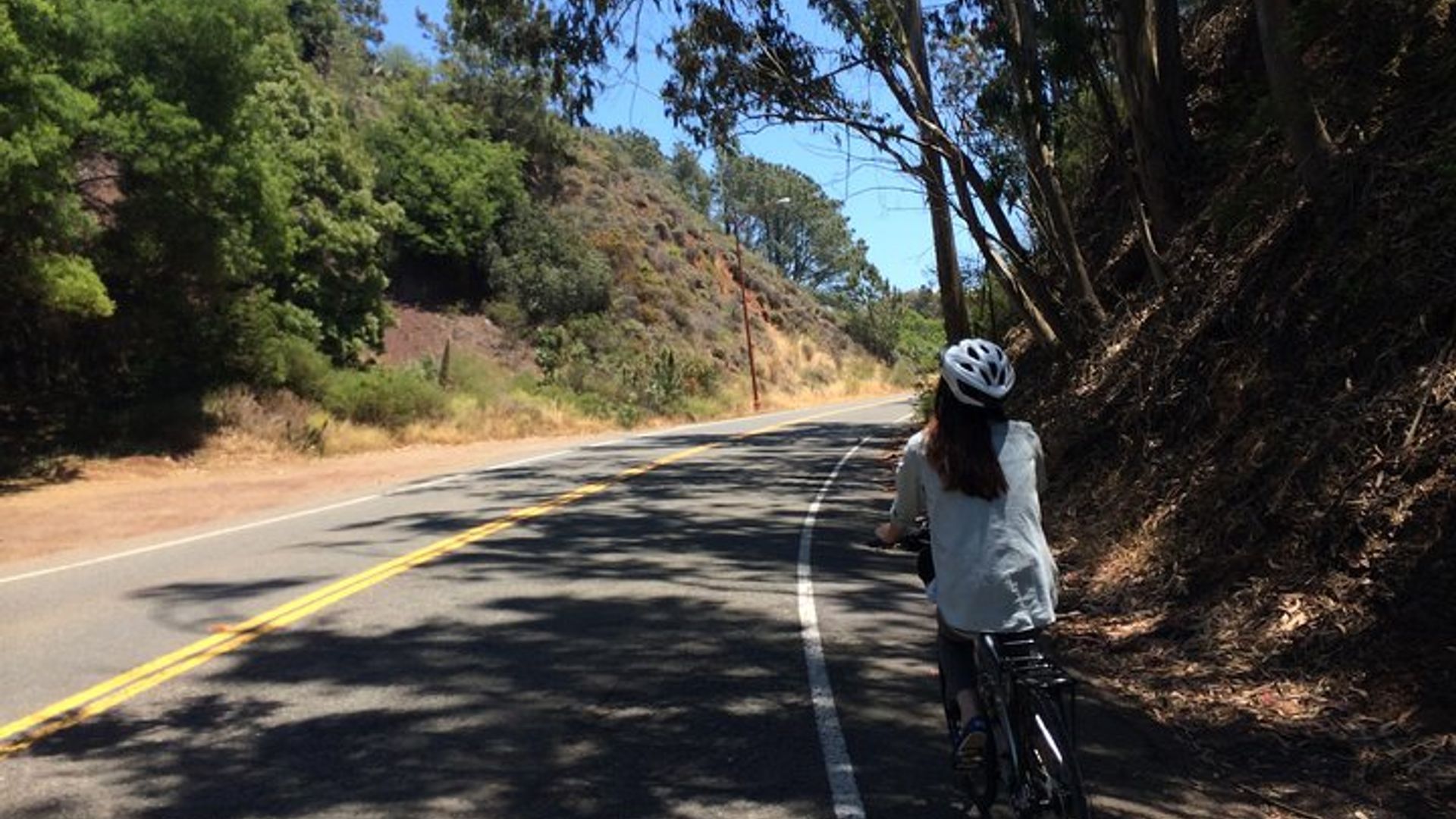 Golden Gate Bridge Bike Rentals - Very Close To The Bridge! image 1