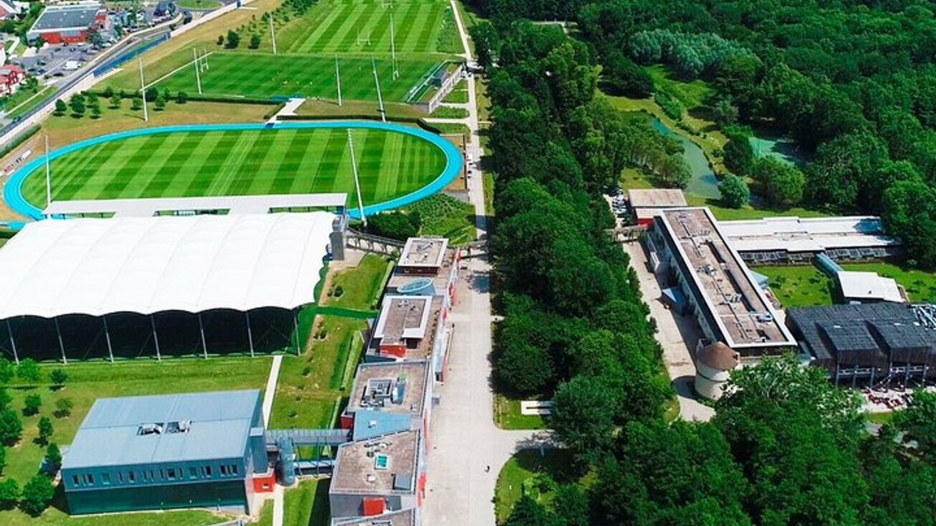 Visita guiada exclusiva al Centro Nacional de Rugby en Marcoussis.