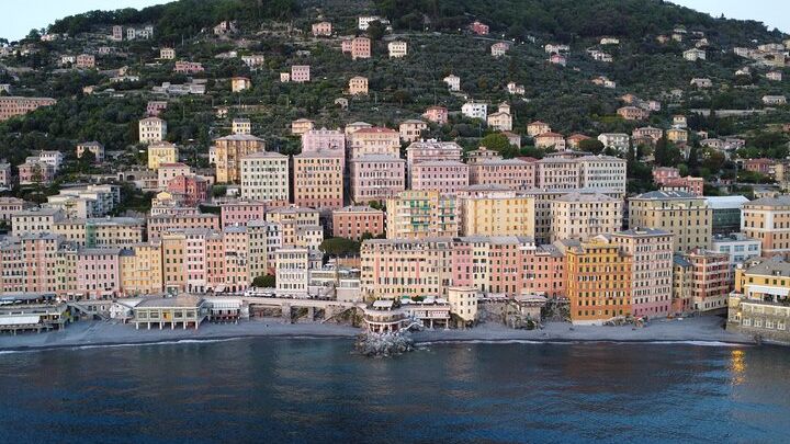 Genoa Private Customized Boat Charter