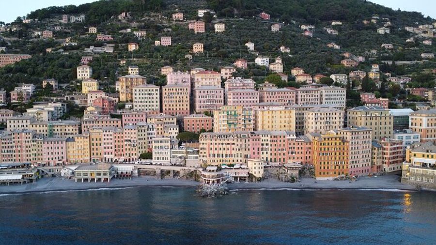 Genoa Private Customized Boat Charter