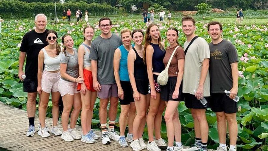 Ninh Binh Highlights Small-Group Guided Tour with Lunch from Hanoi