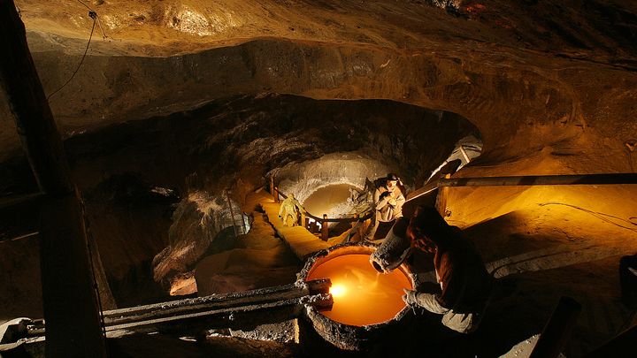 Wieliczka Salt Mine Guided Tour with Private Transport Other Languages