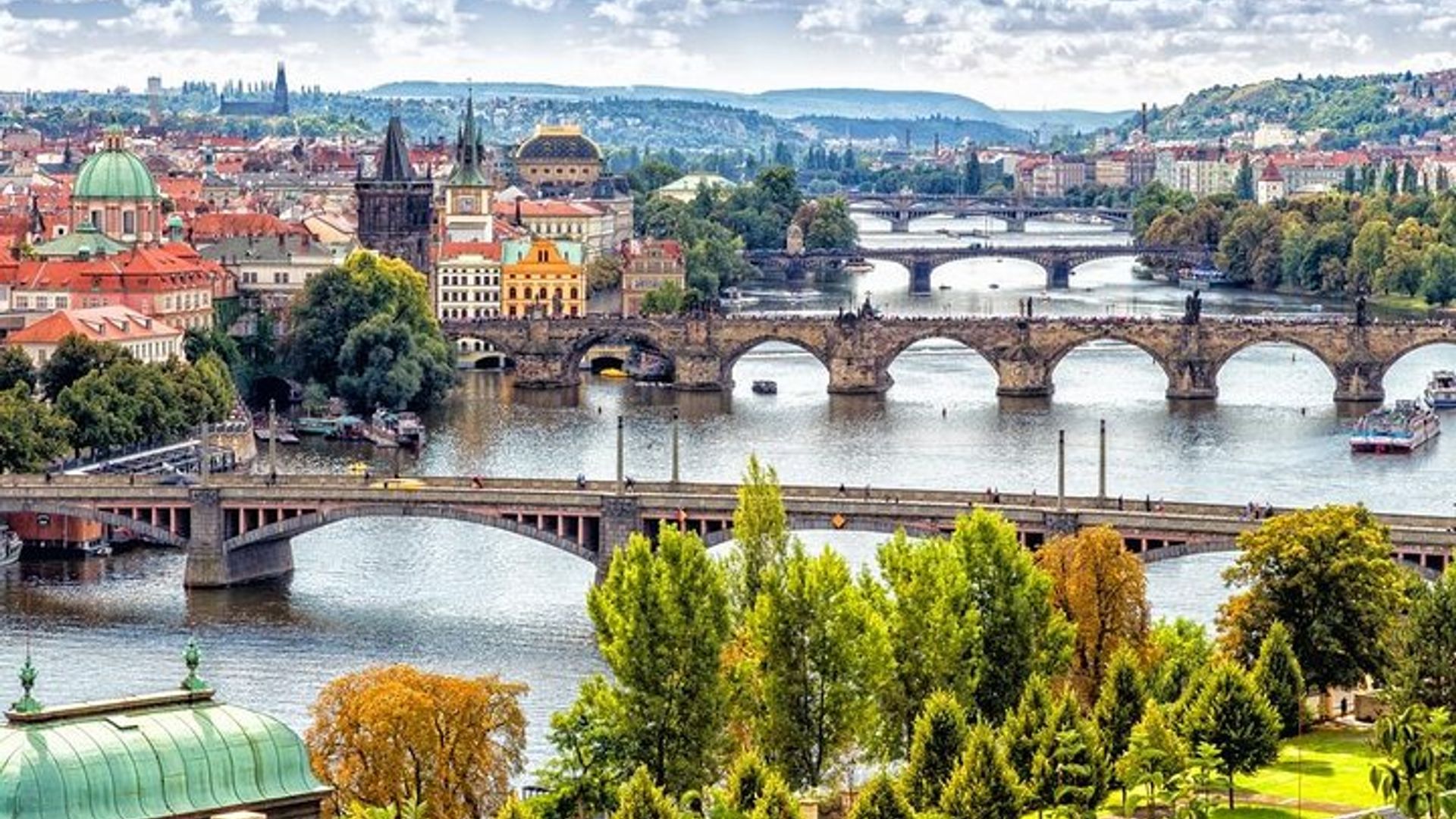 Prague Old Town and Jewish Quarter: Self-Guided Walking Tour