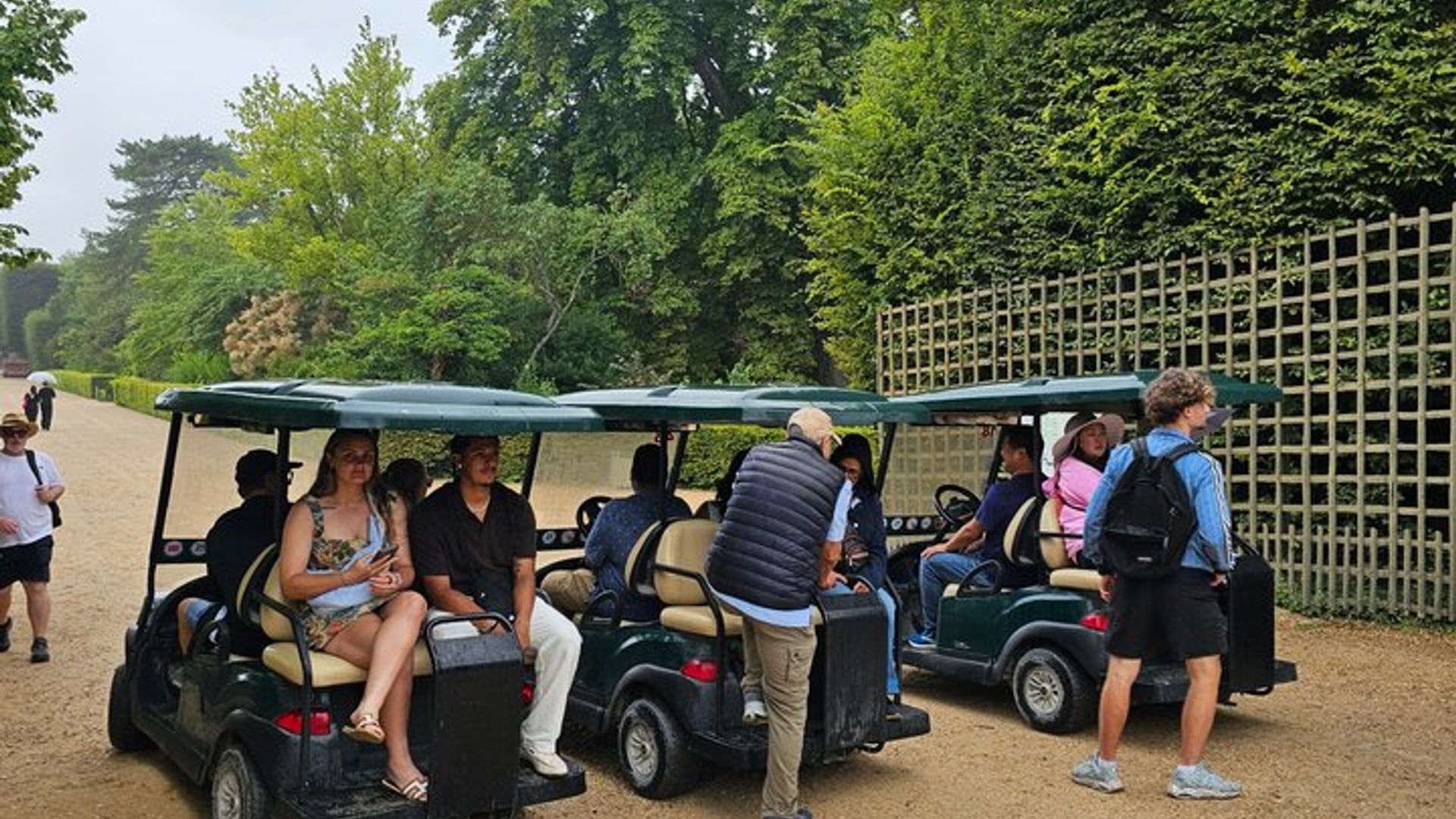 Visite en groupe des jardins du château de Versailles en voiturette de golf et à vélo