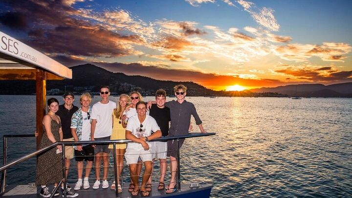 Sundowner Sunset Cruise Airlie Beach