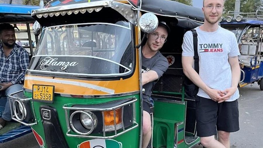 Jaipur Tuk-Tuk Tour with Flower Market Visit