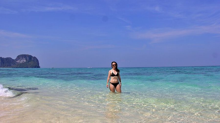 Exclusive Phi Phi Islands Tours – Sunrise & Day Options
