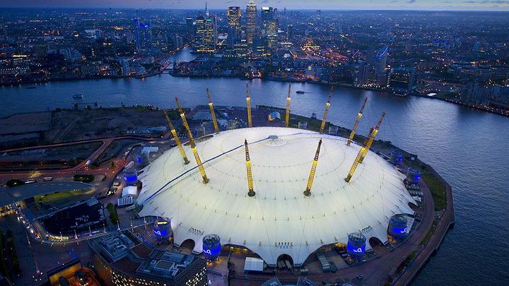 London Sightseeing Walking Tour With O2 Arena Climb