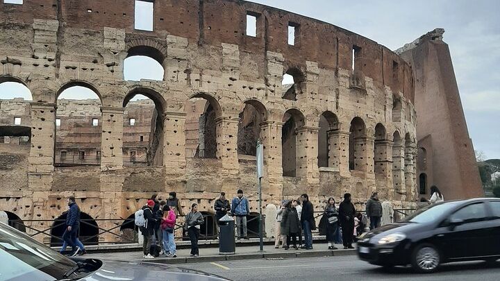Private Transfer from Civitavecchia Port to Rome