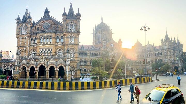 Mumbai City Sightseeing Small Group Tour