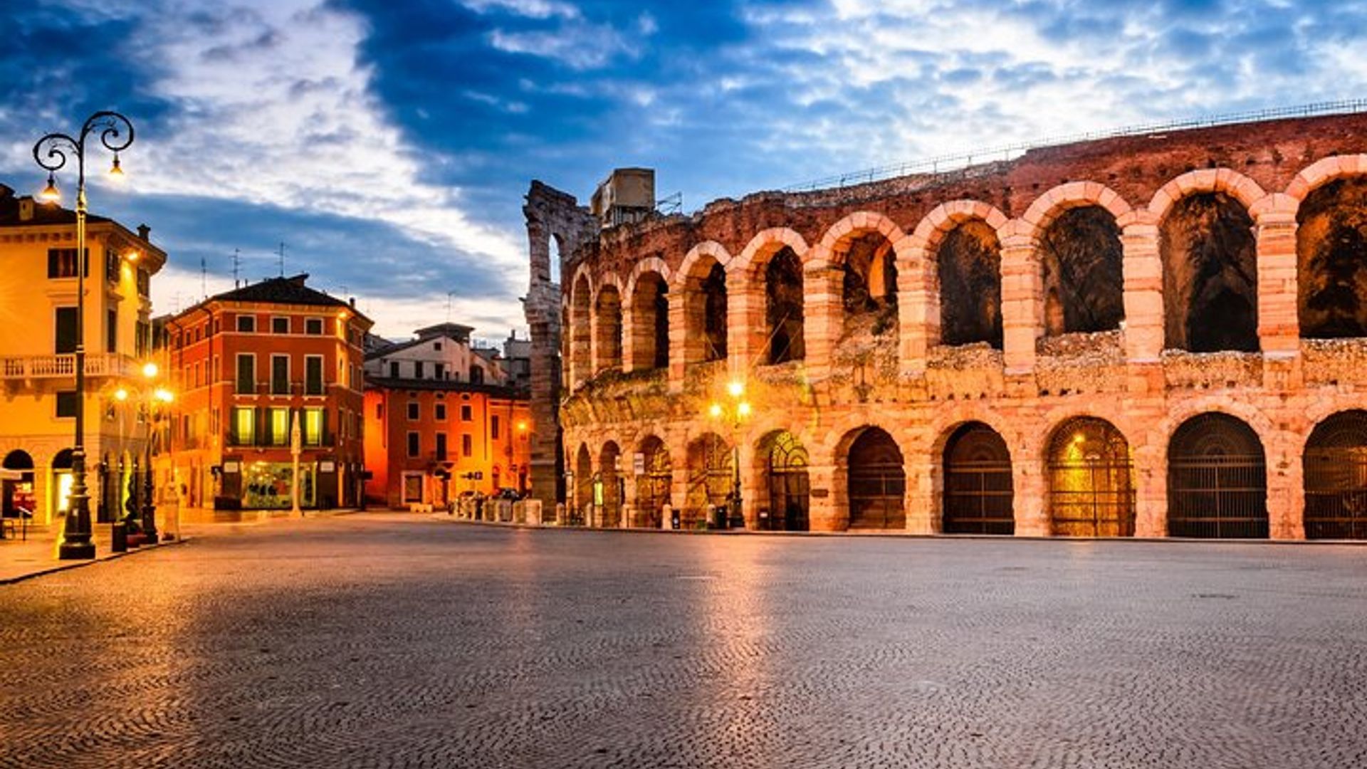 Verona Private Self-Guided Scavenger Hunt Tour