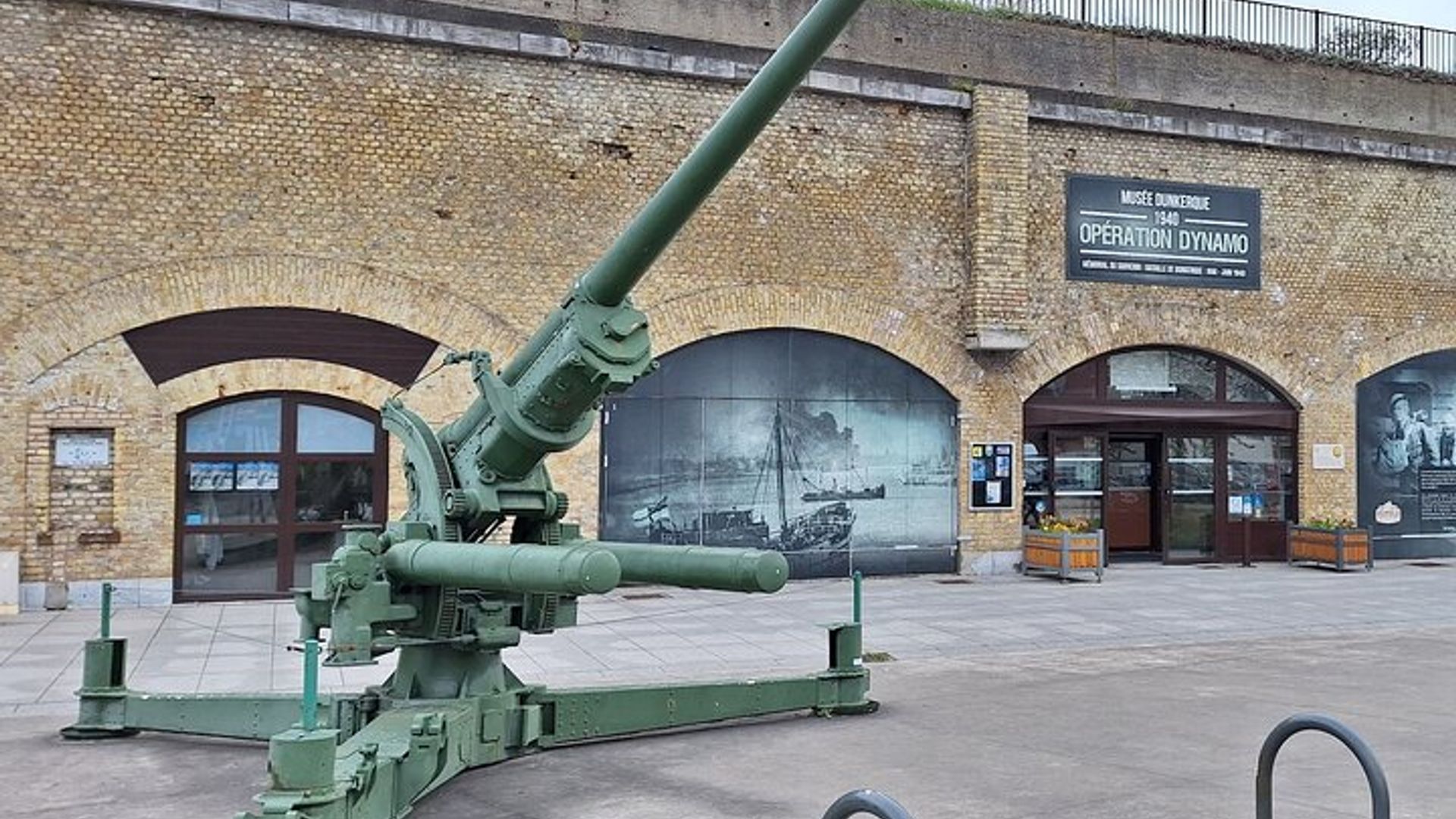 Excursion privée d'une journée complète aux champs de bataille canadiens de la Première Guerre mondiale au départ de Paris
