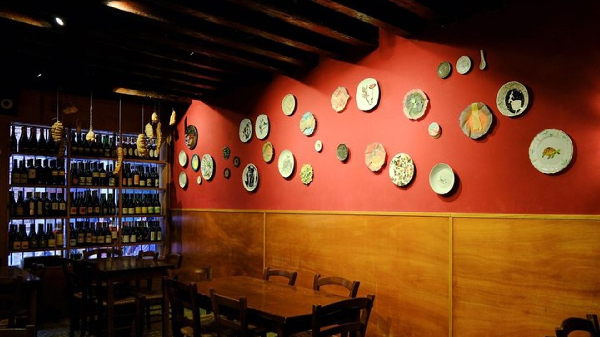 Luxury Natural Wine Tasting with Cicchetti Tapas in Venice
