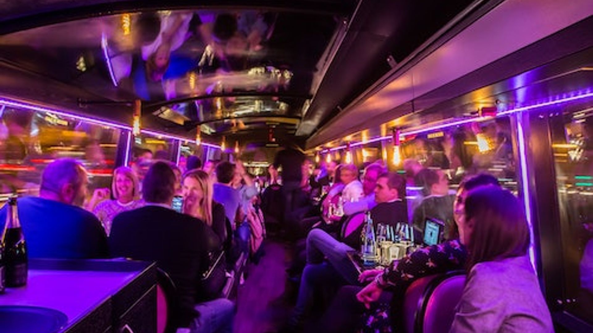 Bus Toqué Paris: 3-Course Dinner Tour