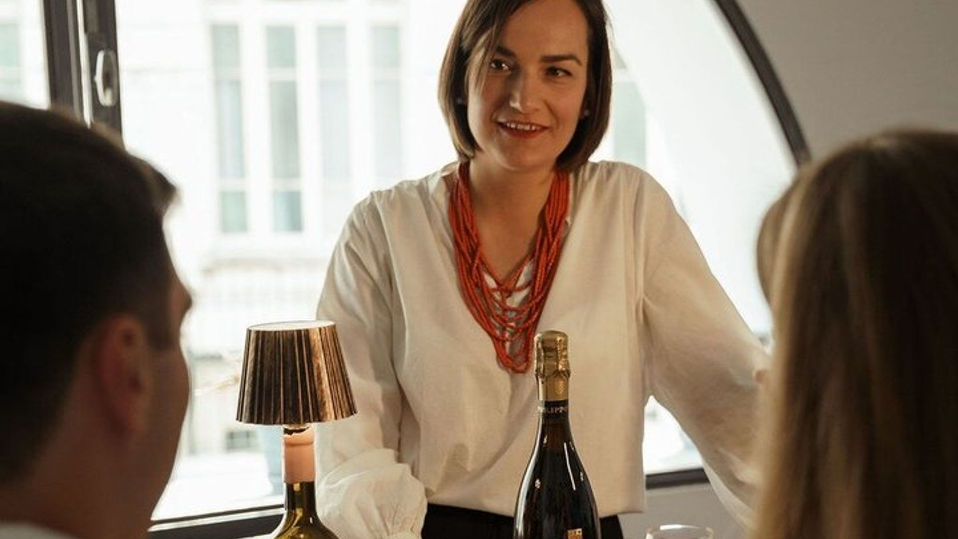 Niza Centro de la ciudad Experiencia de cata de vinos francesa para grupos pequeños