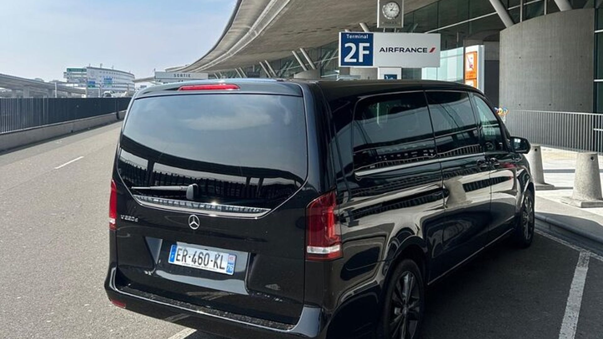 Bayeux à Paris : Transfert privé avec arrêt Giverny en option