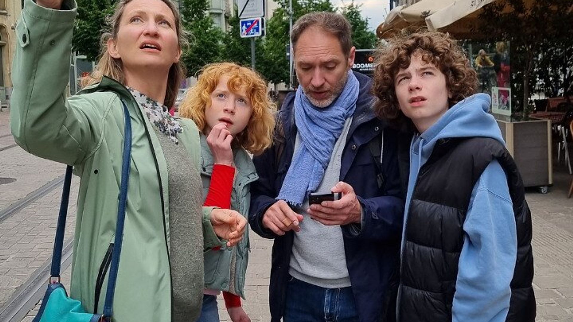 Grenoble : Private Urban Escape Smartphone Game and Tour