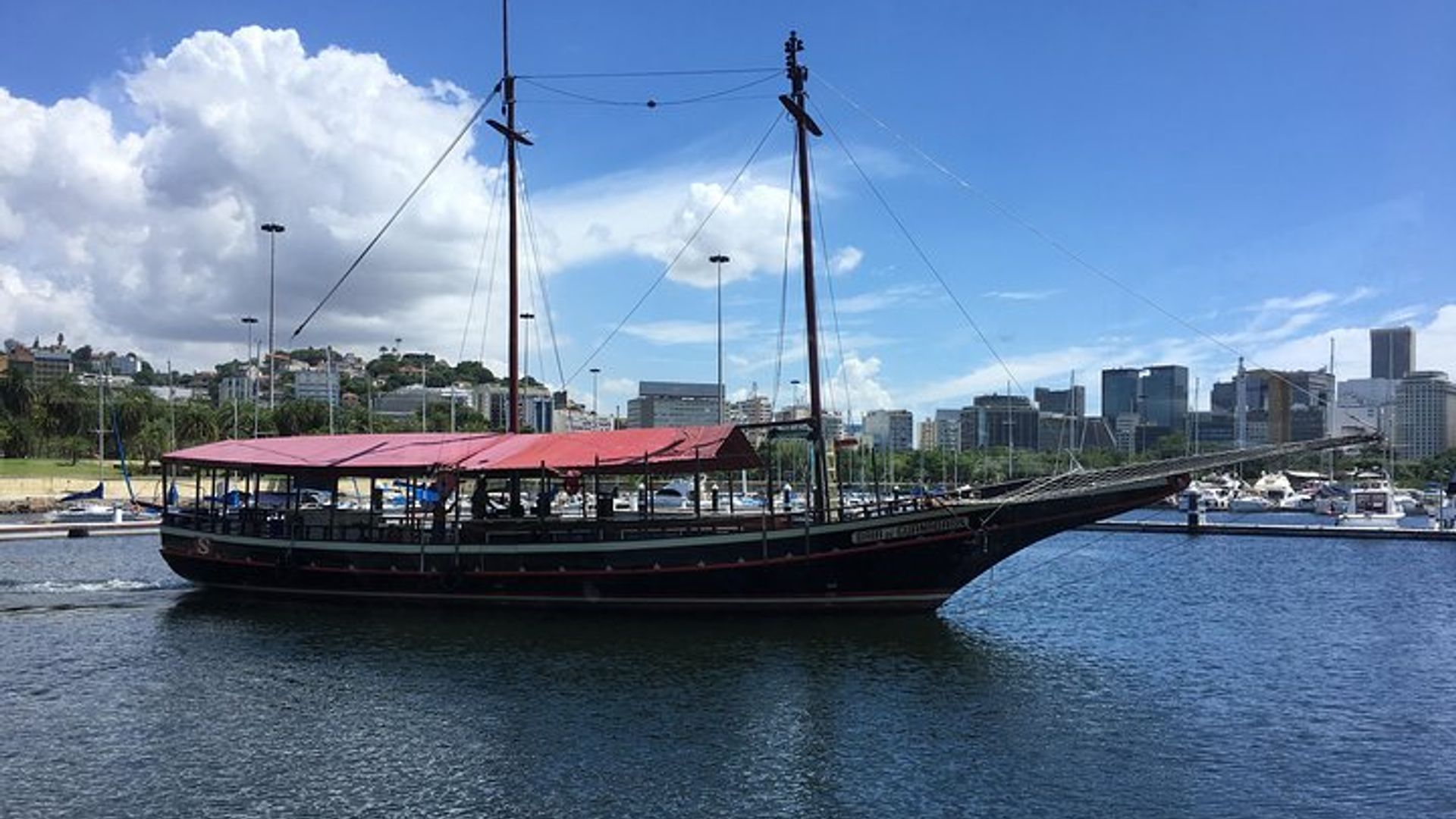 Guanabara Bay, Christ the Redeemer and Selaron Steps Tour