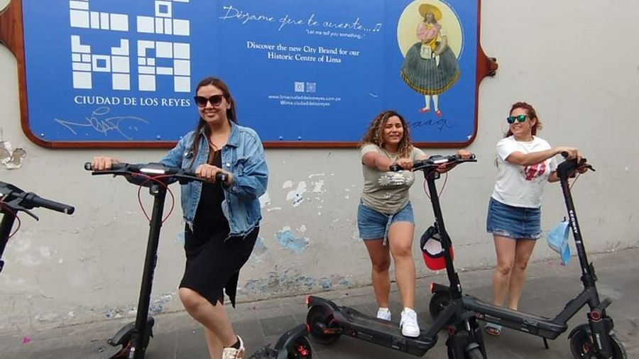 Barranco Small-Group Bike Tour from Miraflores