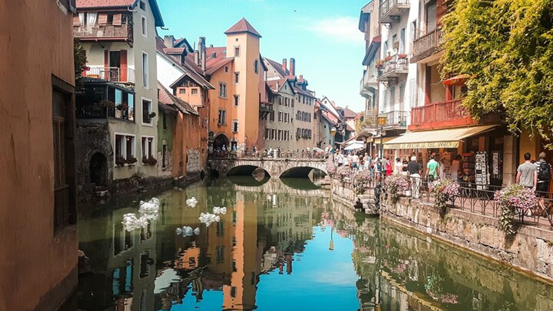 Entdecken Sie die versteckten Schätze von Genf nach Annecy