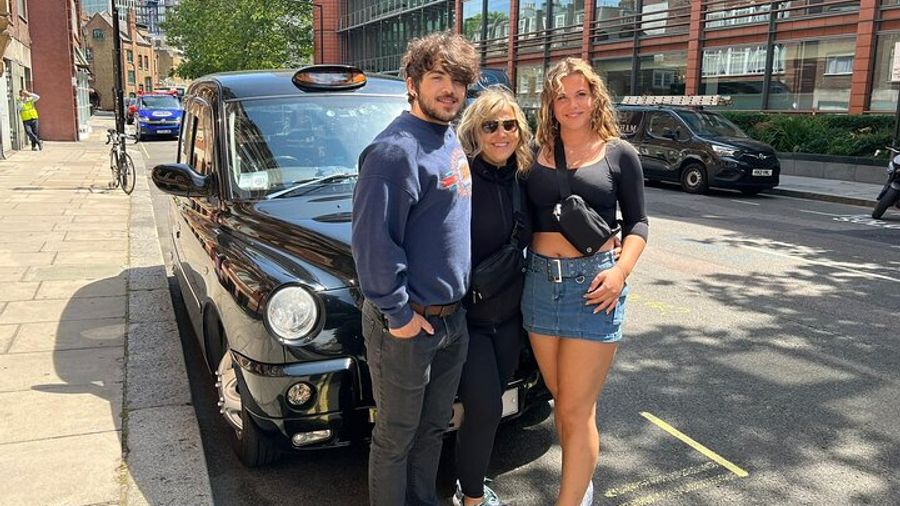 The Ultimate 8-Hour Private London Sightseeing Tour by Black Cab
