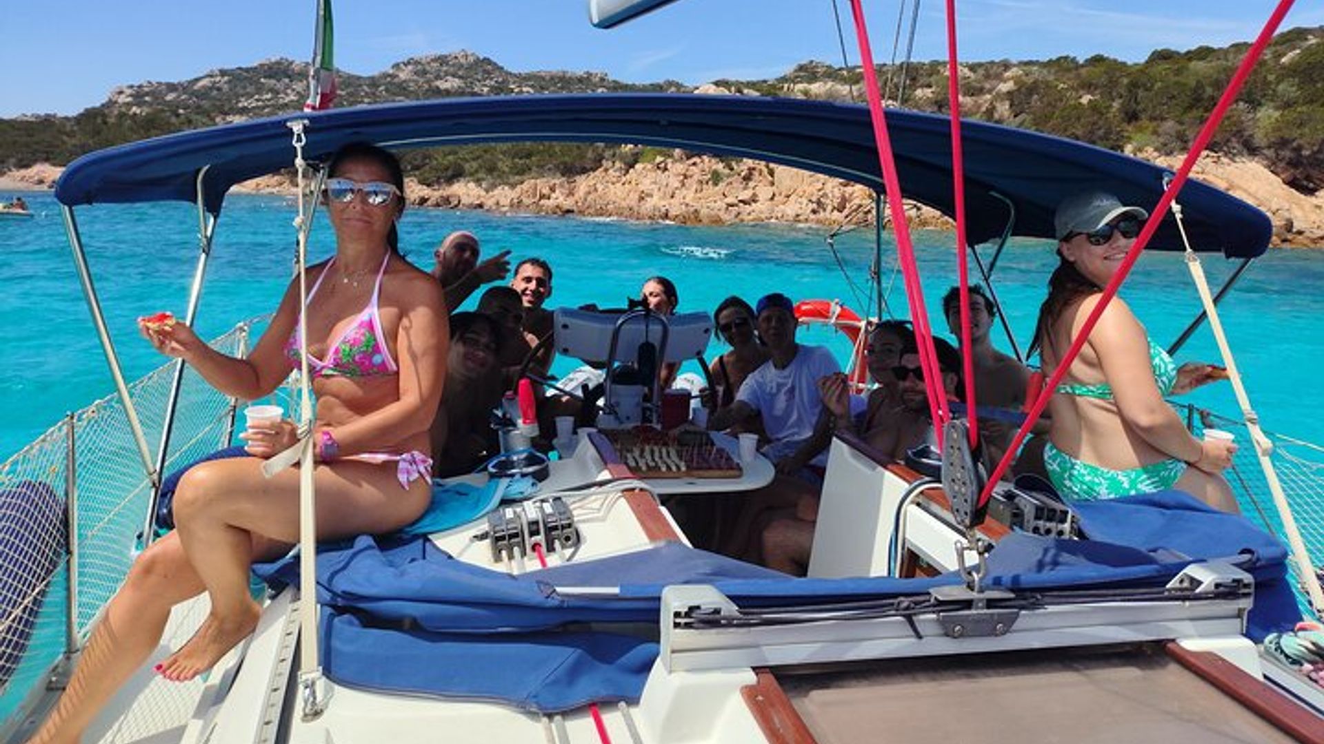 Excursion de navigation d'une journée en petit groupe à Maddalena avec collations