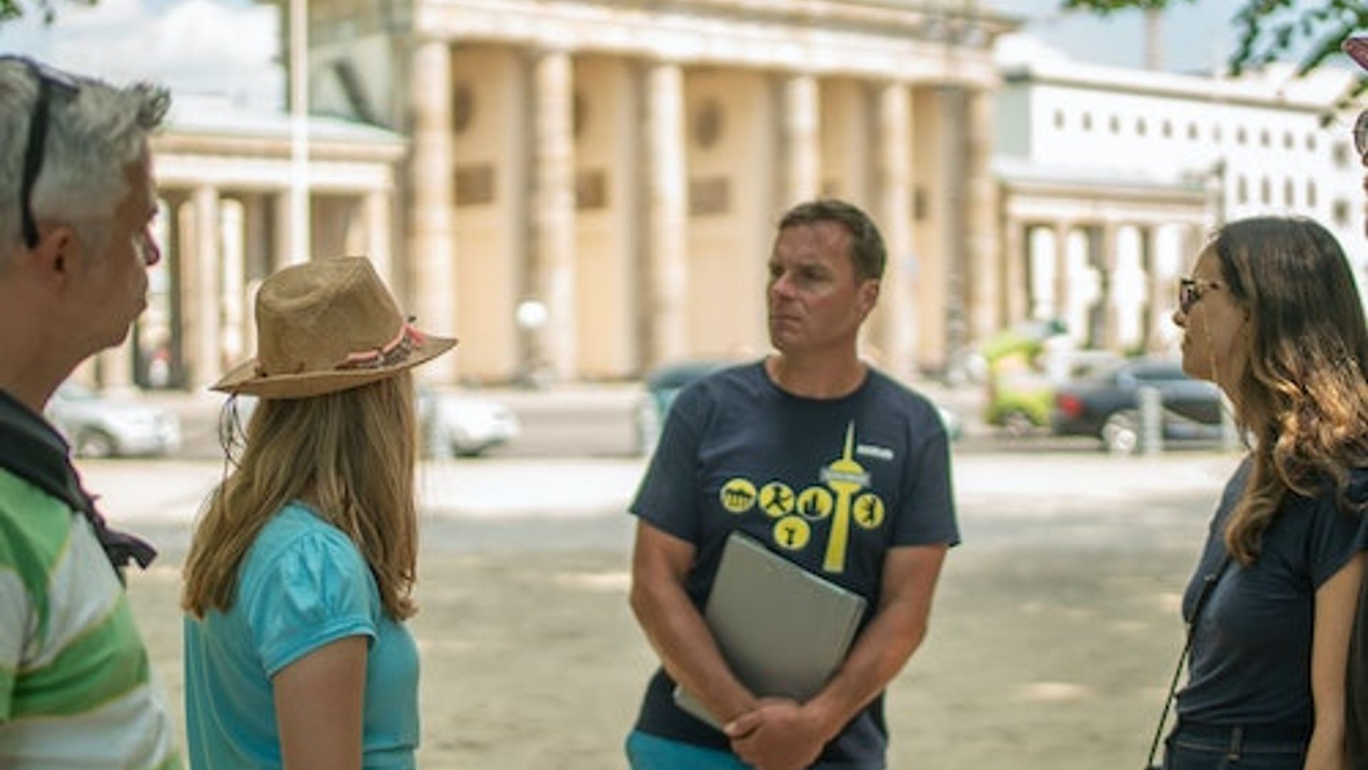 Berlin: 3-Hr Main Sites Guided Tour