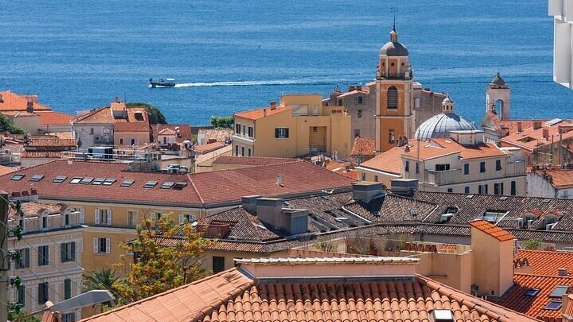 Ajaccio Must-see Attractions Private Walking Tour