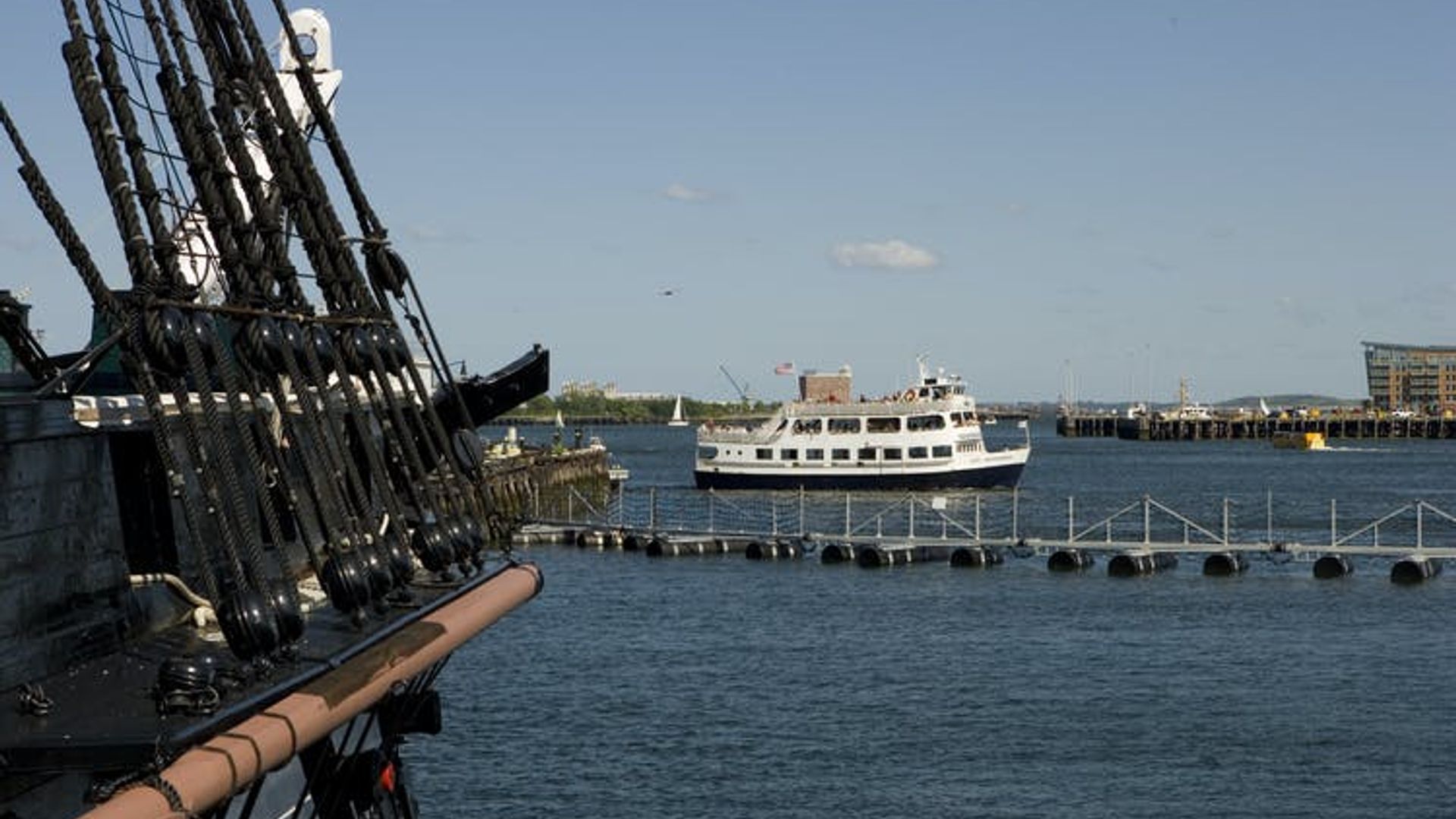 Boston Harbor Historic Sightseeing Cruise image 3