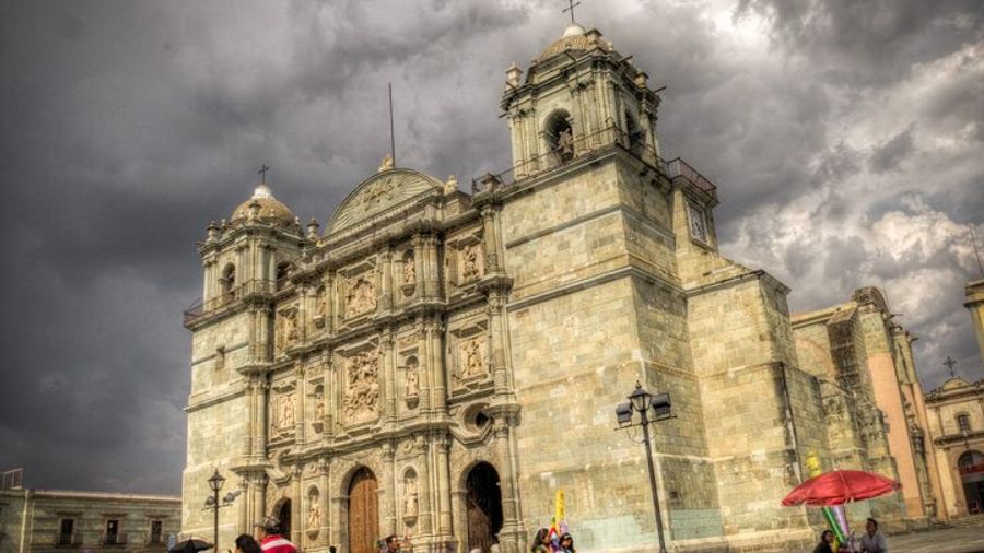 Oaxaca Historic City & Street Food Private Tour