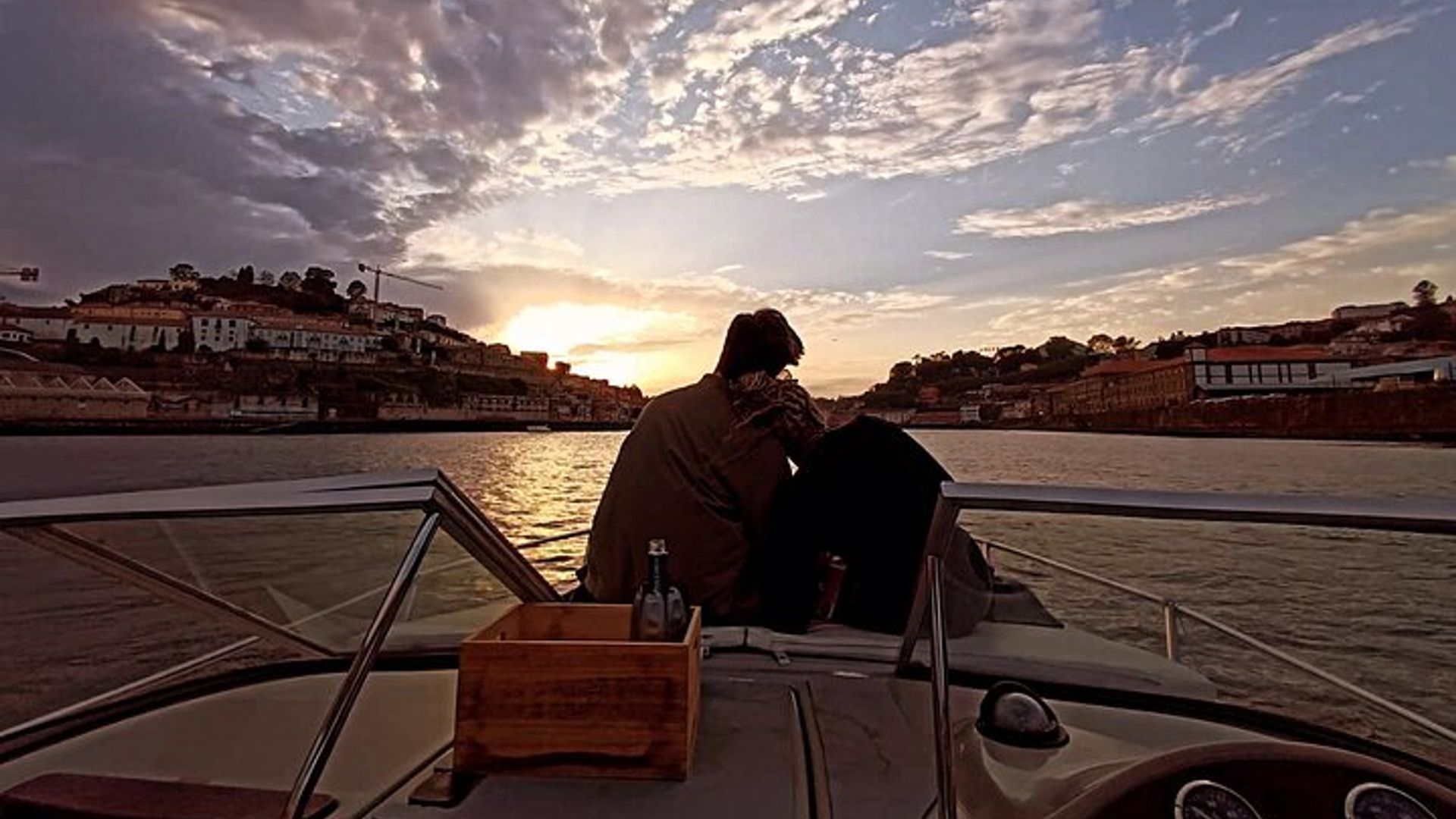 Tour in barca dei 6 ponti e Ribeira (1h30m) con opzione tramonto