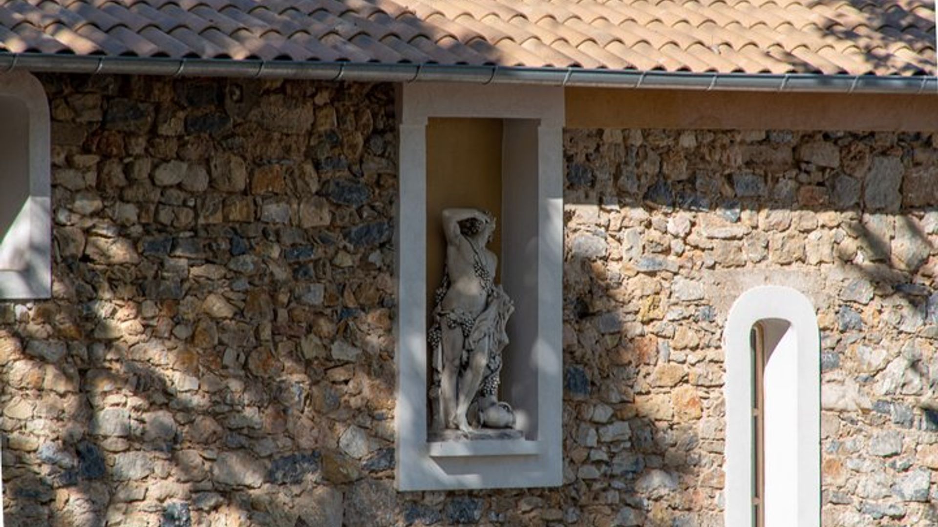 Visit of one of the most modern cellars in Provence