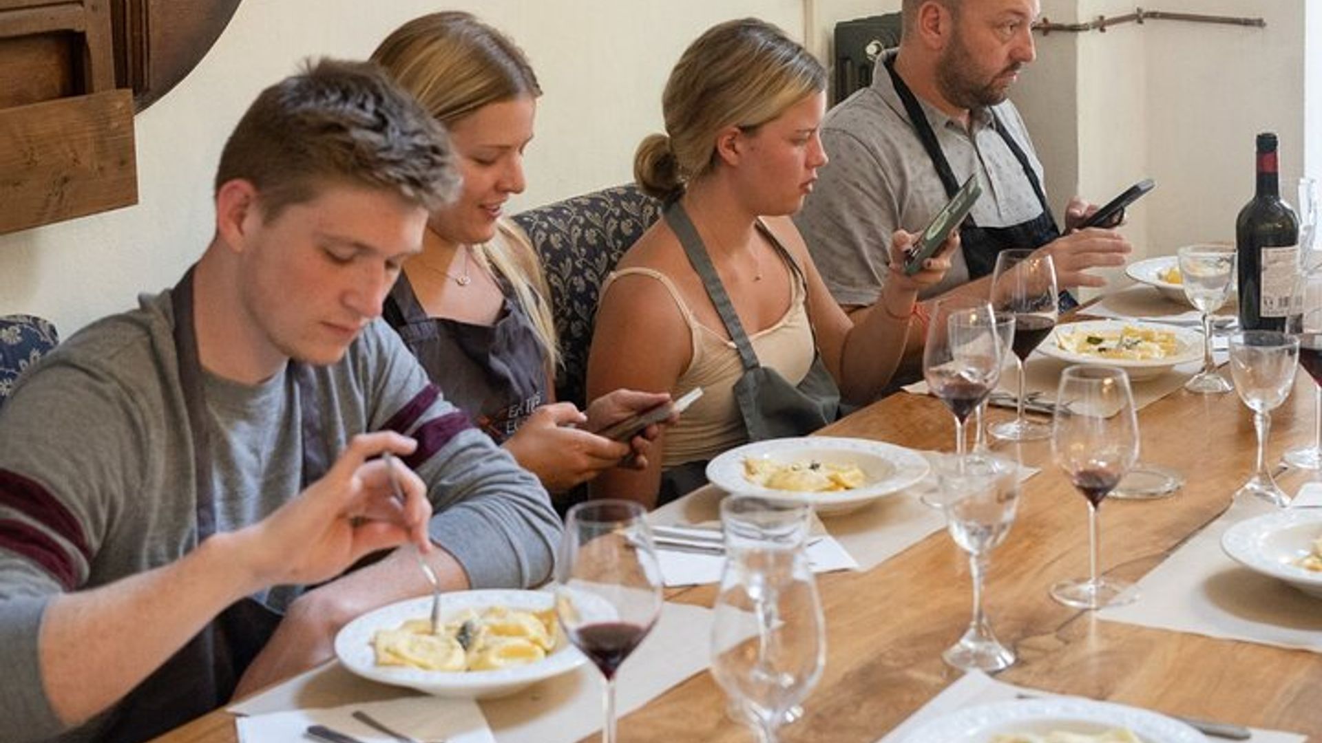 Florence: Hands-On Pasta & Tiramisu Cooking Class