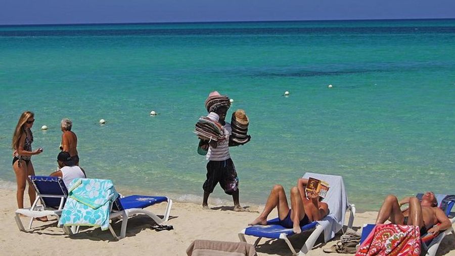 Negril 7 Mile Beach & Rick's Café Combo Tour from Montego Bay