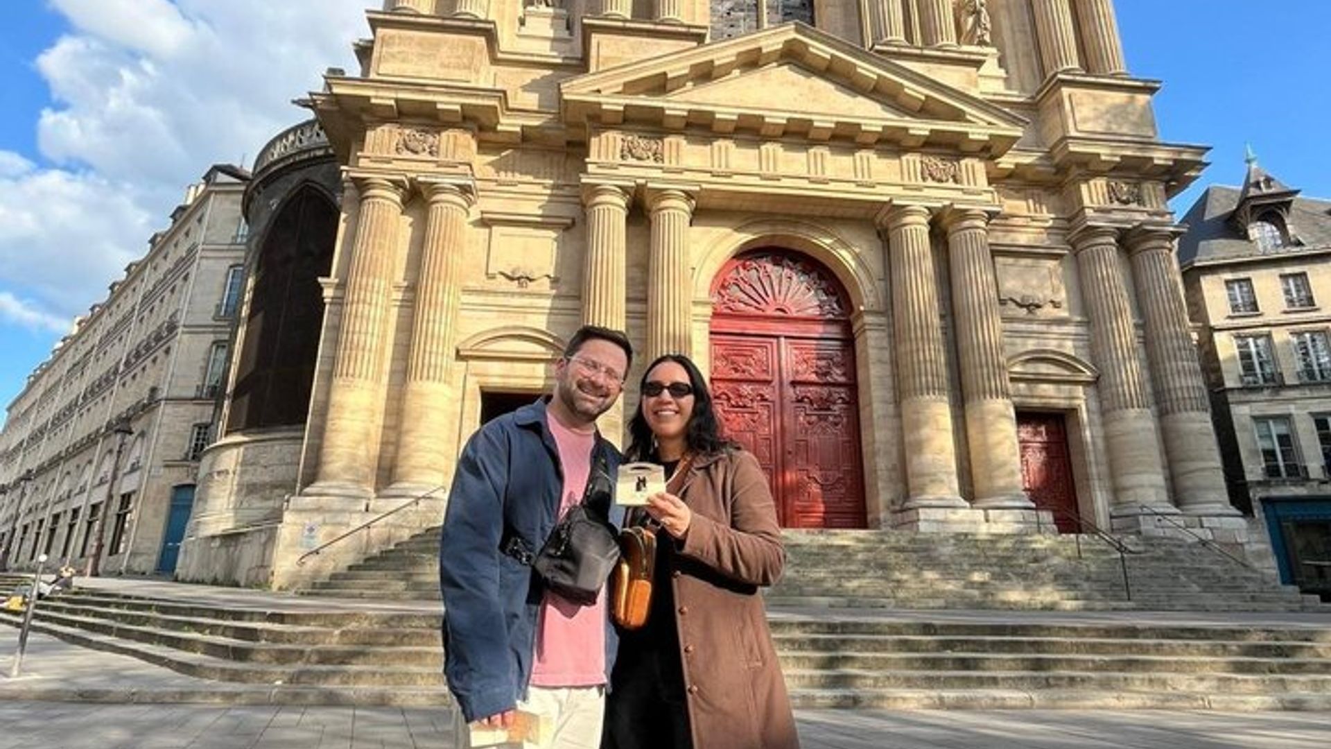Marais District with Wine-and-Cheese Tasting in Paris
