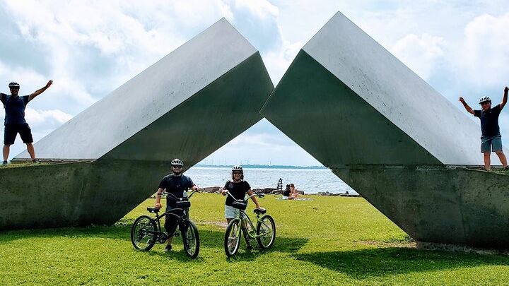 Kingston Small-Group Bike Tour - Scenic Waterfront Ride