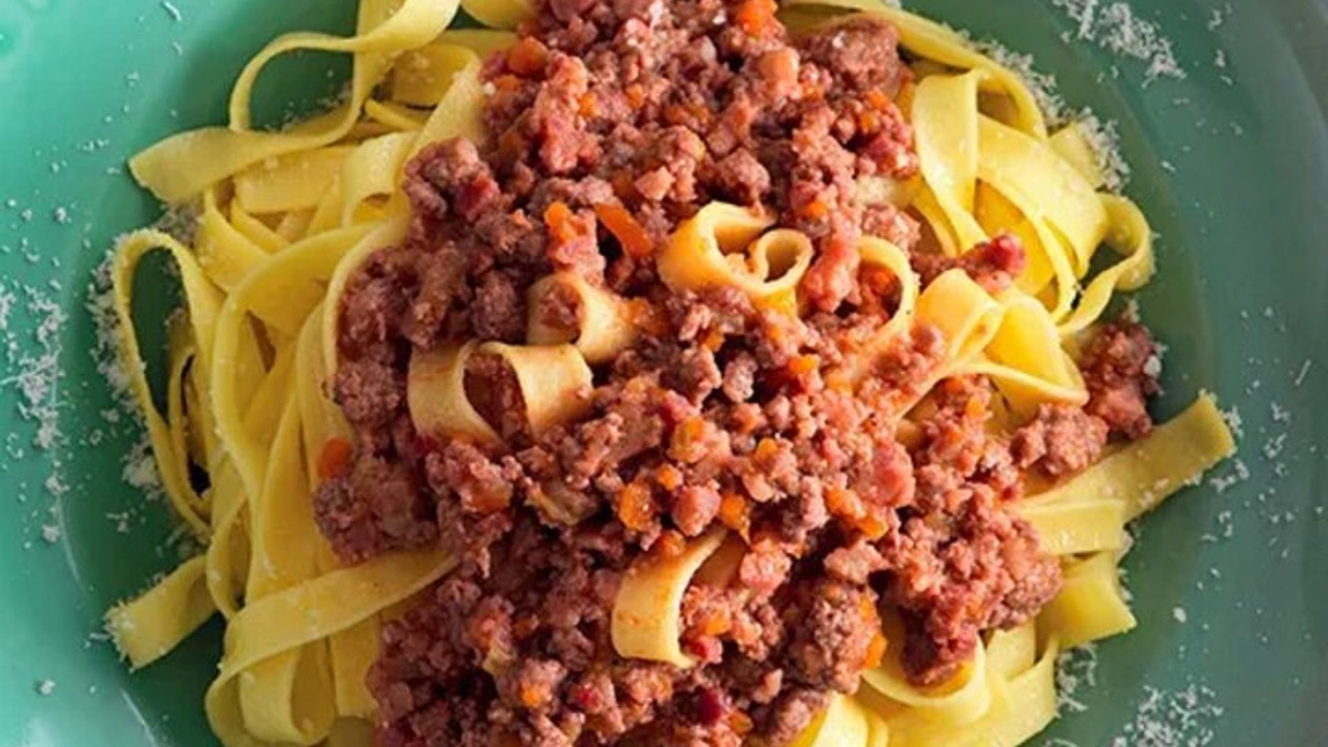 Florence: Small-Group Pasta Cooking Class & Market Experience