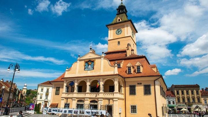 Private Tour: Peles Castle, Bran (Dracula's) Castle, Brasov