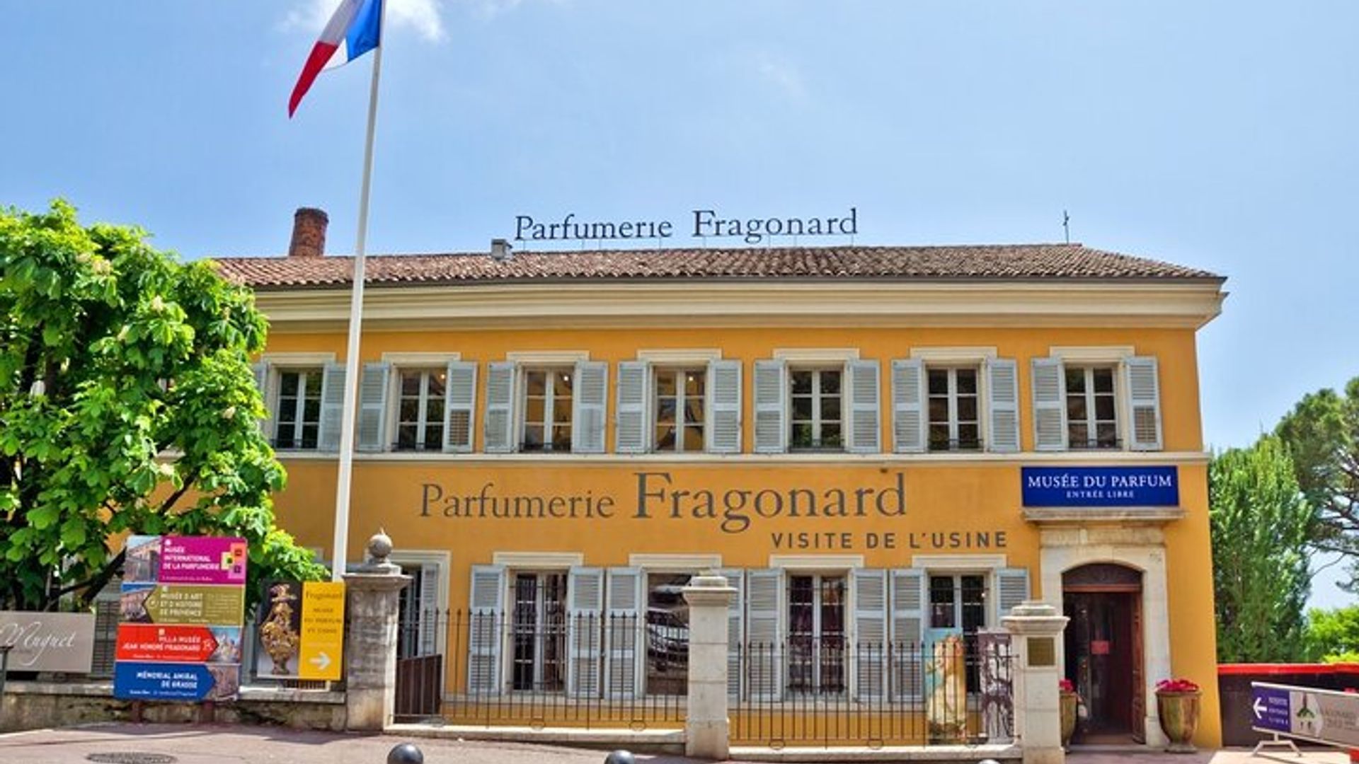 Nice Hilltop Villages PrivateTour Grasse Gourdon St-Paul DeVence