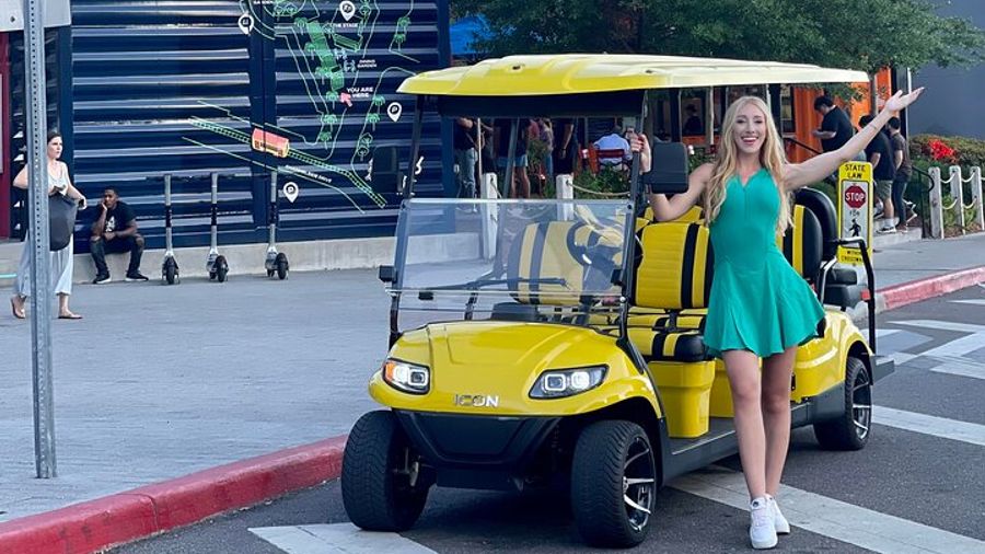 Tampa, Florida Bar Crawl in a Street-Legal Golf Cart