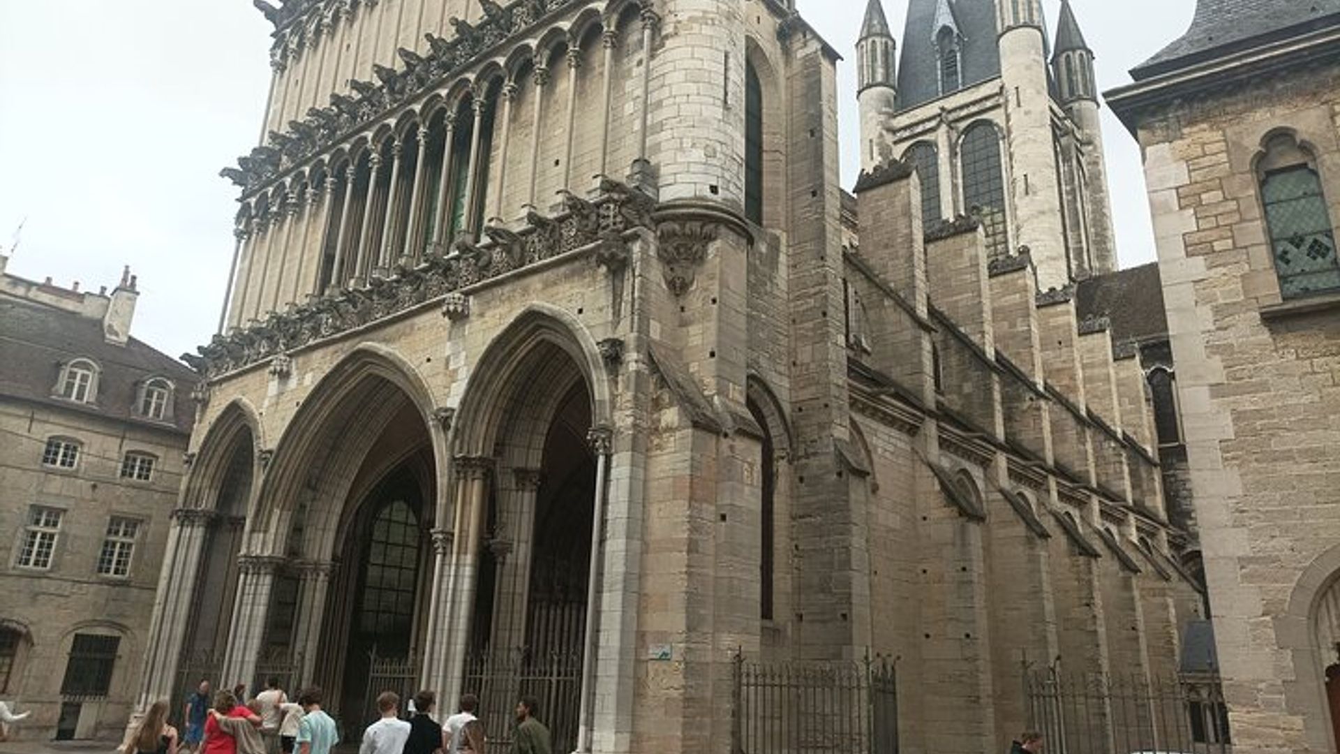 Tour privado en Dijon con su guía turístico oficial