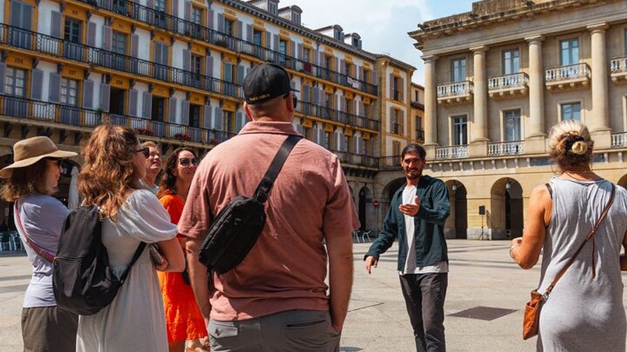 San Sebastian Old Town Private Walking Tour