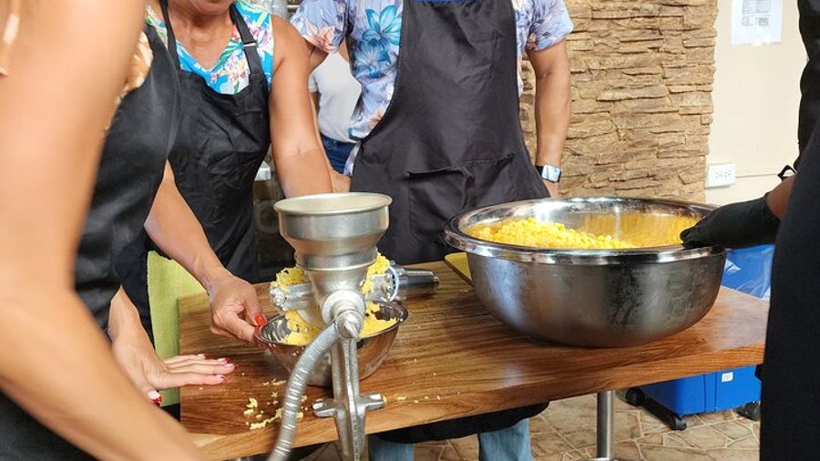 Panama City Cooking Class: Meal, Drink, and Market Visit