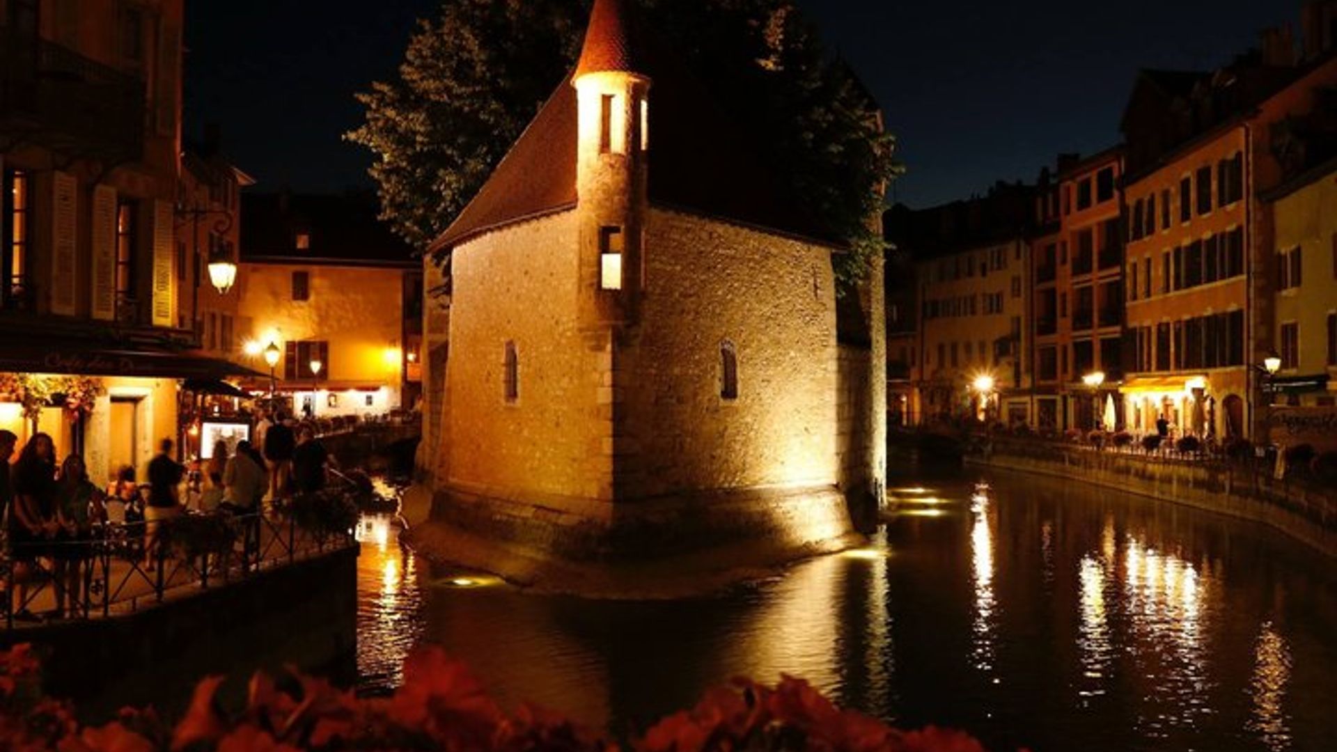 Annecy 1h30 Tour a pie con guía local