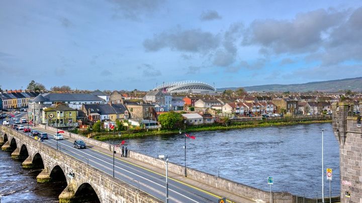Dublin to Cliffs of Moher, Ennis, and Limerick Day Tour