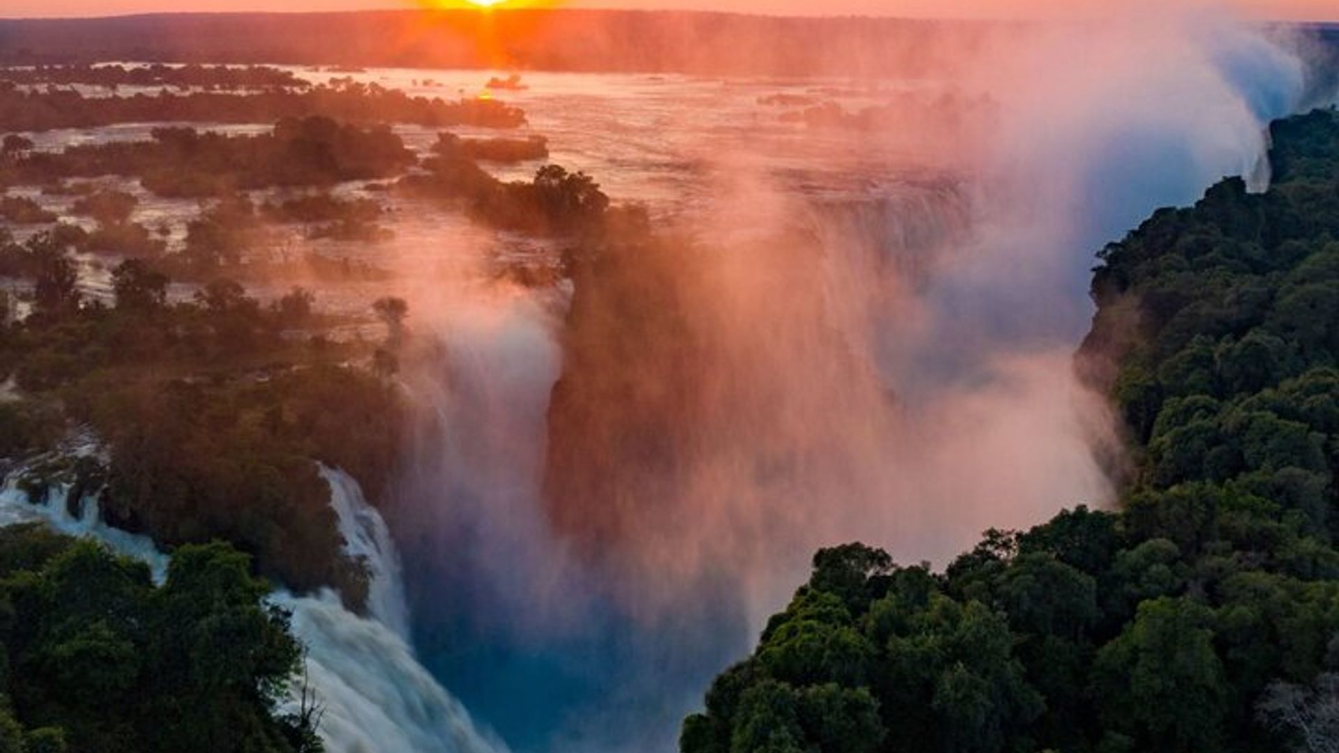 Victoria Falls Sunrise Yayoboye Urugendo kuruhande rwa Zimbabwe