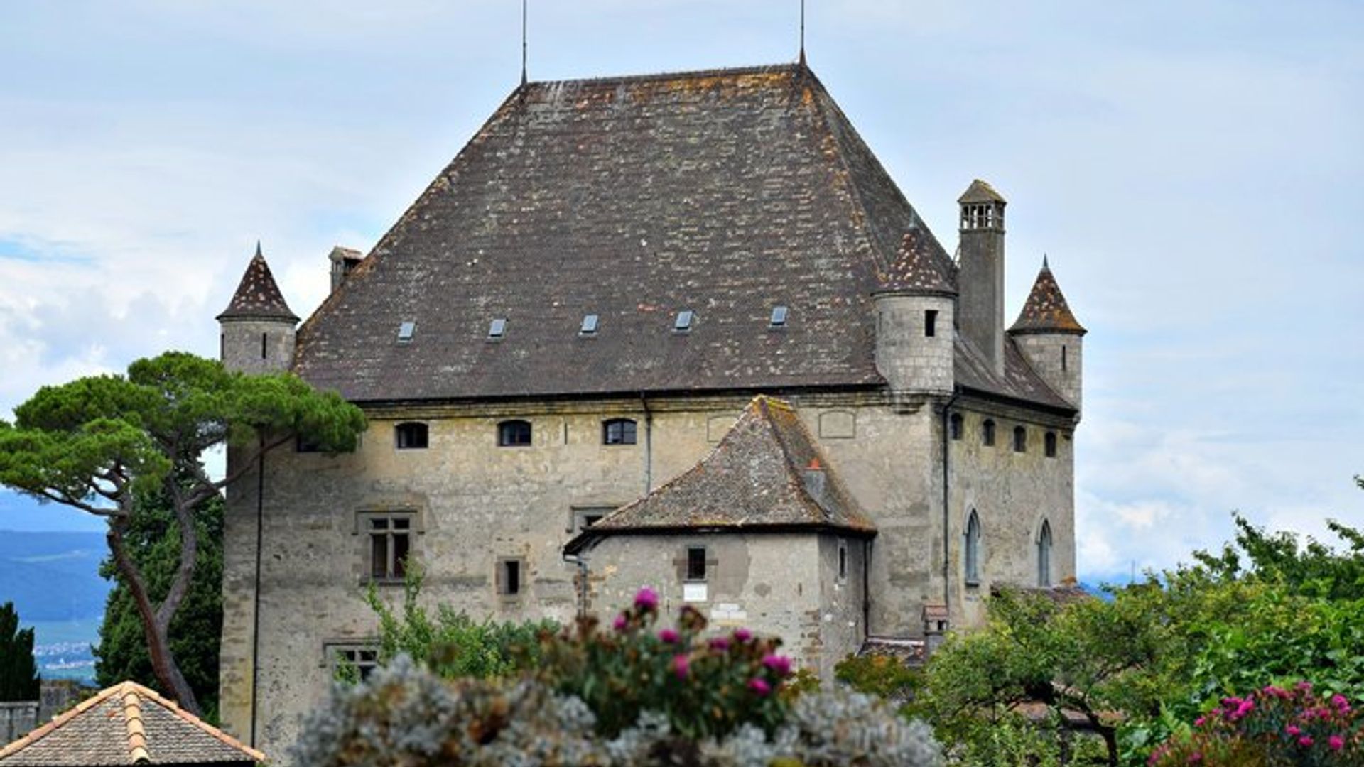 Yvoire Self-Guided Audio Walking Tour: Medieval Village