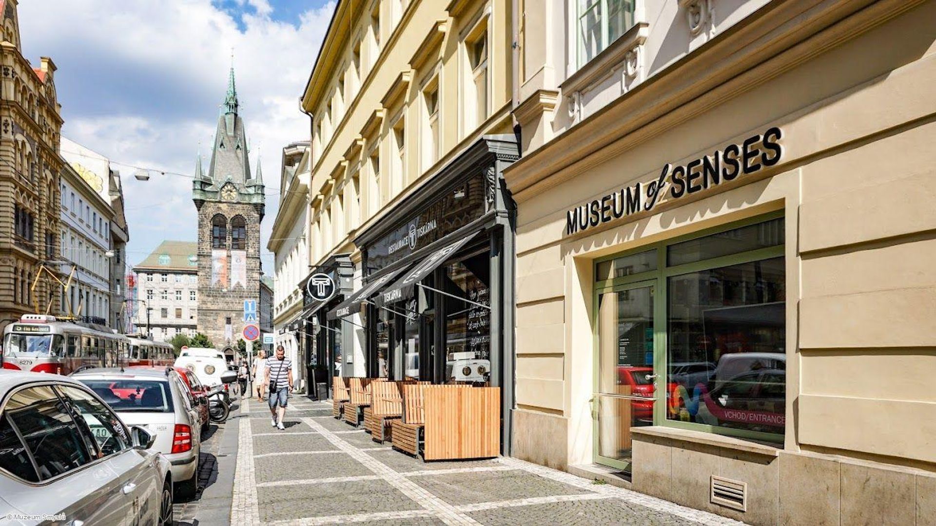 Prague: Museum of Senses to St. Vitus Audio Tour